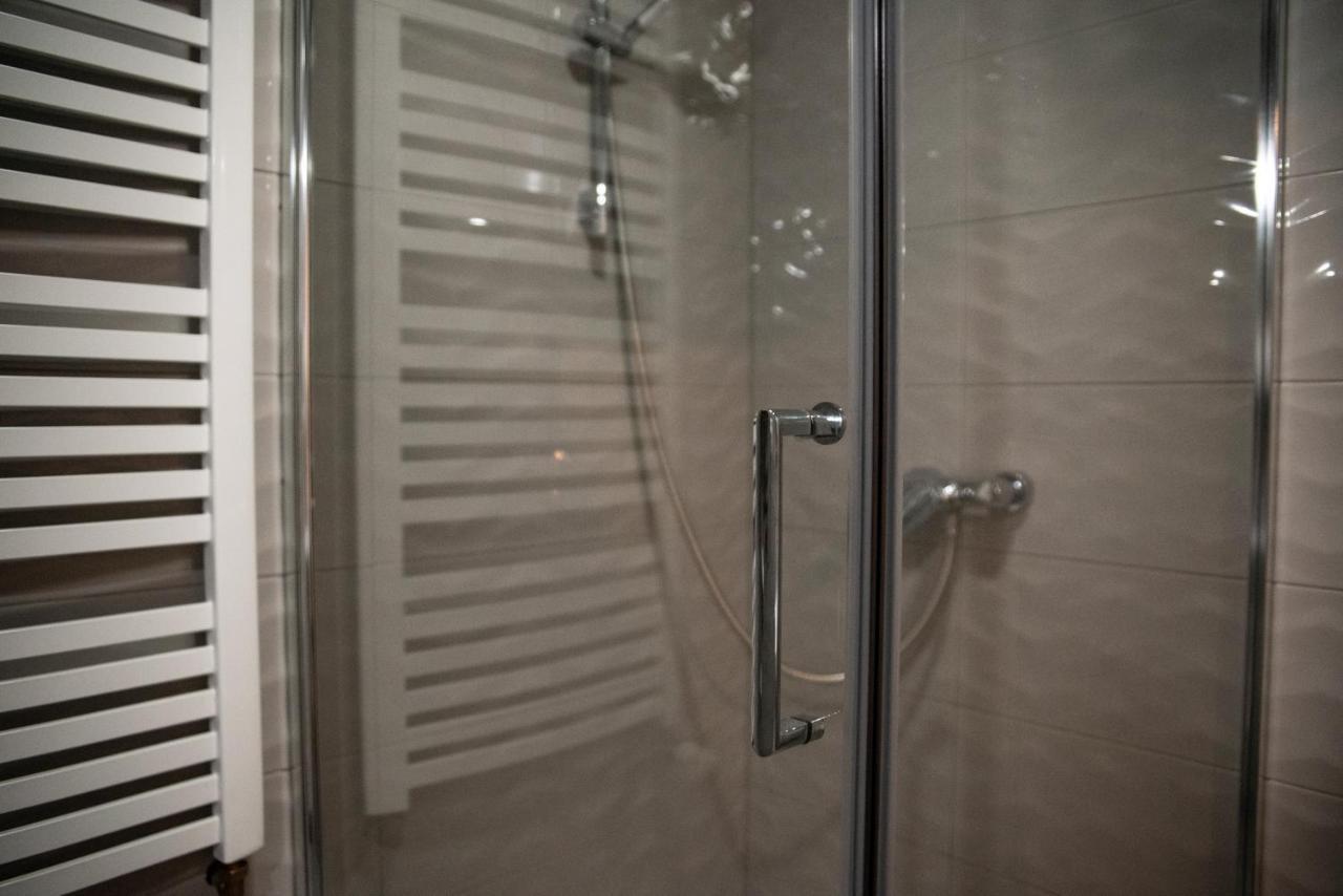 Apartament Jana Pawla Nowy Sącz Buitenkant foto